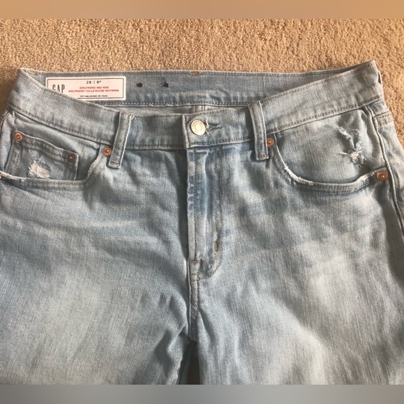 GAP Petite “Girlfriend Mid Rise” Light Blue Jeans - Picture 5 of 13